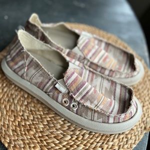 Sanuk Donna ST Trail Shoes in Sedona